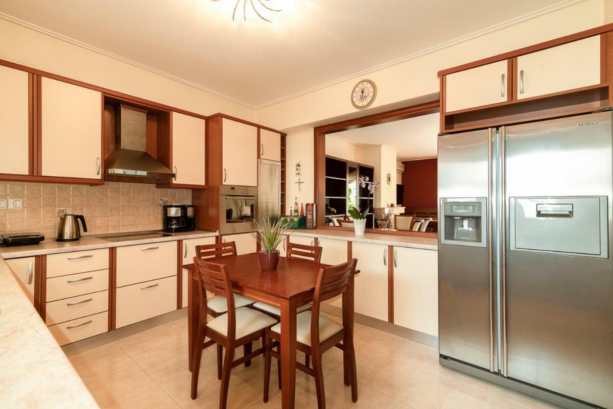 Penthouse 5 Min From Airport And Sea Apartment Markópoulon Exterior foto